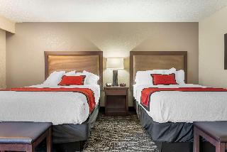 2 Queen Beds Non-Smoking First Floor Indoor Poolside Microwave Fridge Wi-Fi Full Breakfast