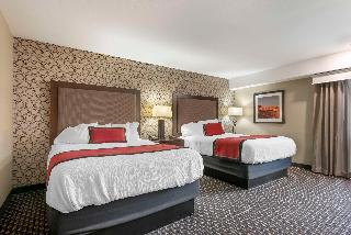 2 Queen Beds Non-Smoking First Floor Indoor Poolside Microwave Fridge Wi-Fi Full Breakfast