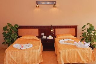 Room
 di Falcon Naama Star