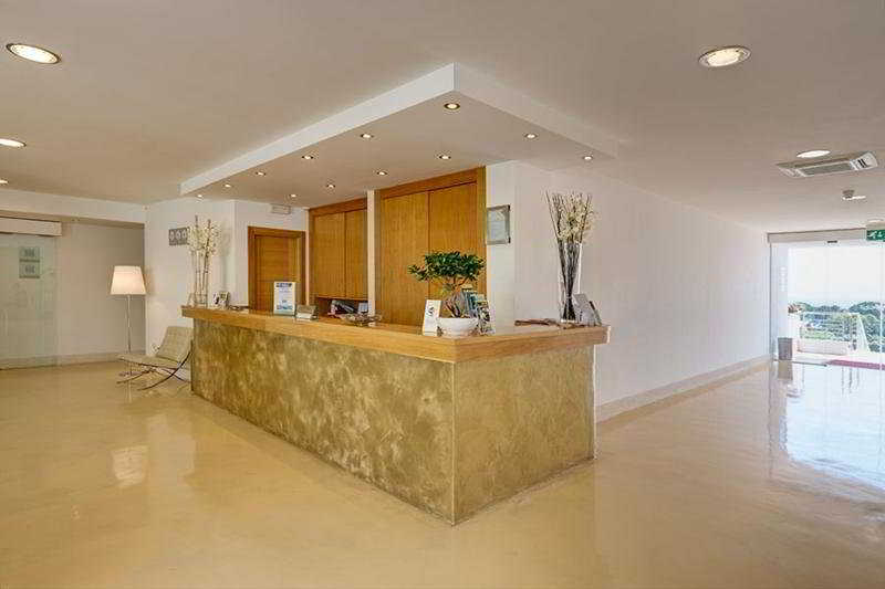 Lobby
 di Grotta di Tiberio