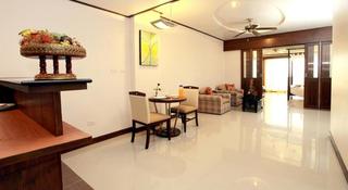 Room thumbnail 32