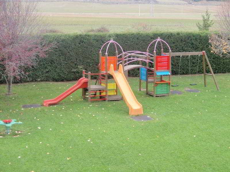 Sports and Entertainment
 di Ekai