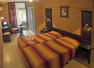 Room
 di Senegambia Beach Hotel