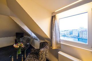 Room Room