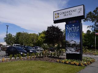 Commodore Airport Hotel