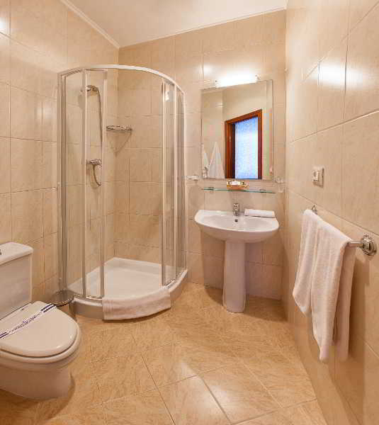 Room
 di Continental