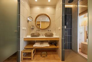 Flight + Stay at Cala San Miguel Ibiza Res, Curio Colllec by Hilton image 191