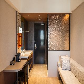 Room:DBL.SU-1