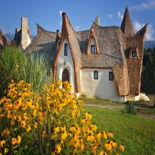 Castelul De Lut