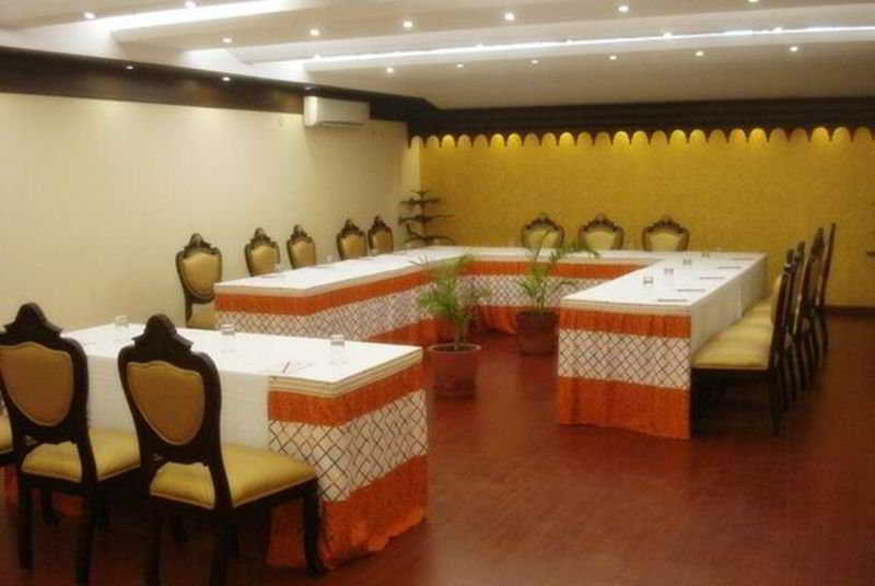 Conferences
 di Siris 18 Agra