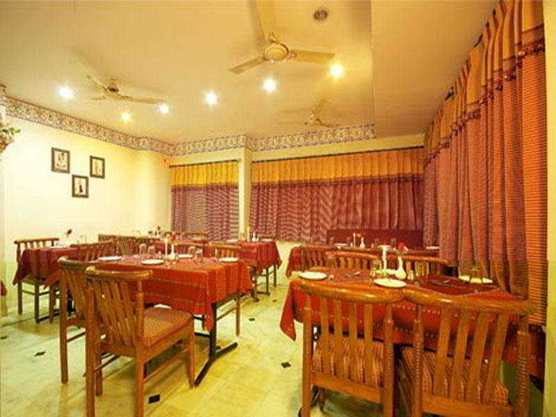 Sarang Palace - Restaurant