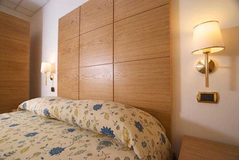 Room
 di City Hotel Casoria