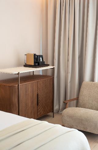 Room Room