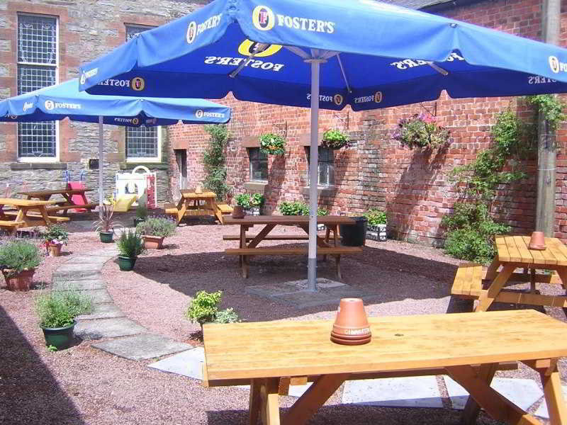 Terrace
 di The Douglas Arms Hotel