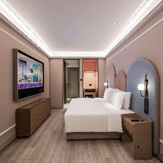 Mercure Nantong Suxitong Riverside