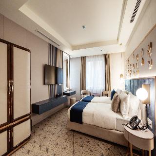 Meridian Luxury Boutique Hotel