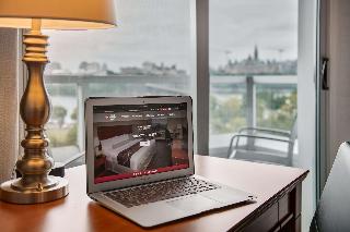 Suite-1 Queen 1 Double Non-Smoking Microwave And Refrigerator Wi-Fi