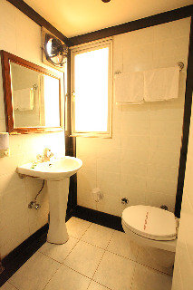 Room
 di Chanchal Deluxe