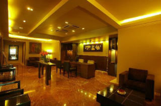 Lobby
 di Comfort Inn The President