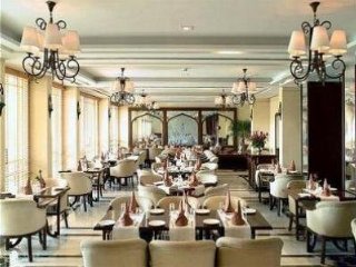 Restaurant
 di The Gateway Hotel fatehabad Road