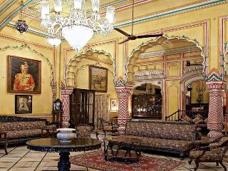 Narain Niwas Palace - Diele