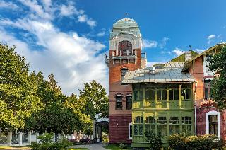 Villa Ammende Restaraunt and Hotel