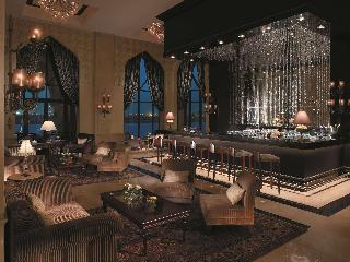 Shangri La Hotel Qaryat Al Beri Abu Dhabi - Bar