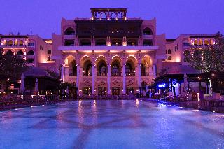 Shangri La Hotel Qaryat Al Beri Abu Dhabi - Pool