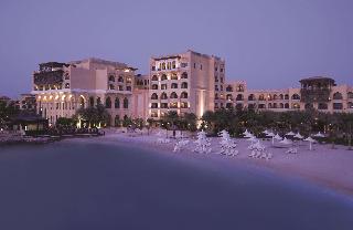 Shangri La Hotel Qaryat Al Beri Abu Dhabi - Strand
