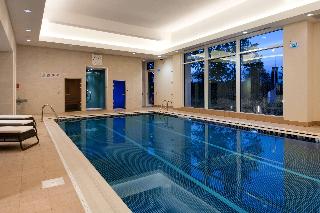 Pool
 di Hilton Reading hotel