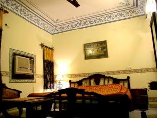 Room
 di Umaid Bhawan