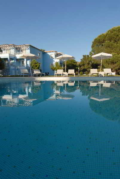 Pool
 di Mandraki Village 