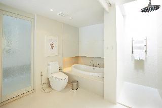 Room thumbnail 68