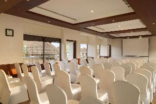 Ramada Resort by Wyndham Kochi - Konferenz