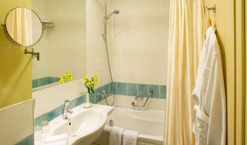 Room
 di Ramada Donetsk