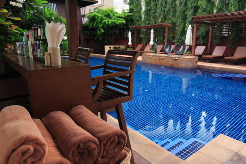 Pool
 di Rose Hotel Bangkok