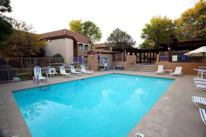 Pool
 di Best Western Airport Albuquerque Inn Suites