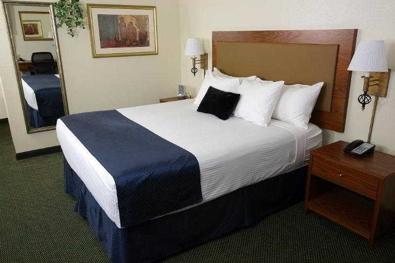 Room
 di Best Western Airport Albuquerque Inn Suites