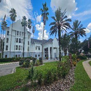 Montreal Suites Orlando by IHG