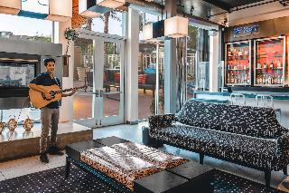 Aloft Phoenix Airport