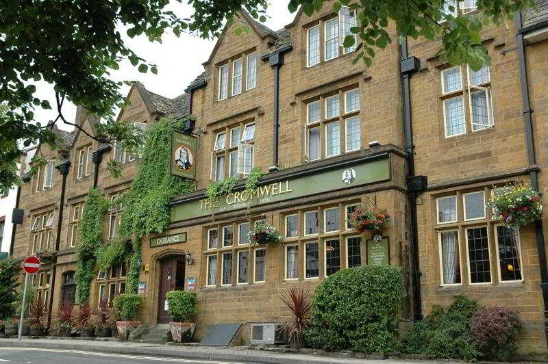 Cromwell Lodge Hotel