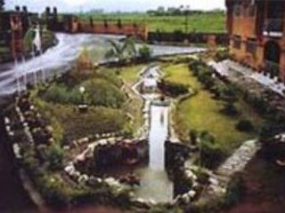 Pool
 di Fewa Prince