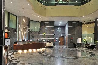 Suites Camino Real