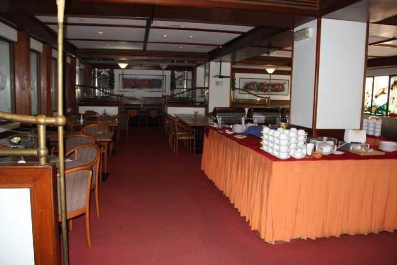 Restaurant
 di Riverview Hotel Bandar Seri Begawan