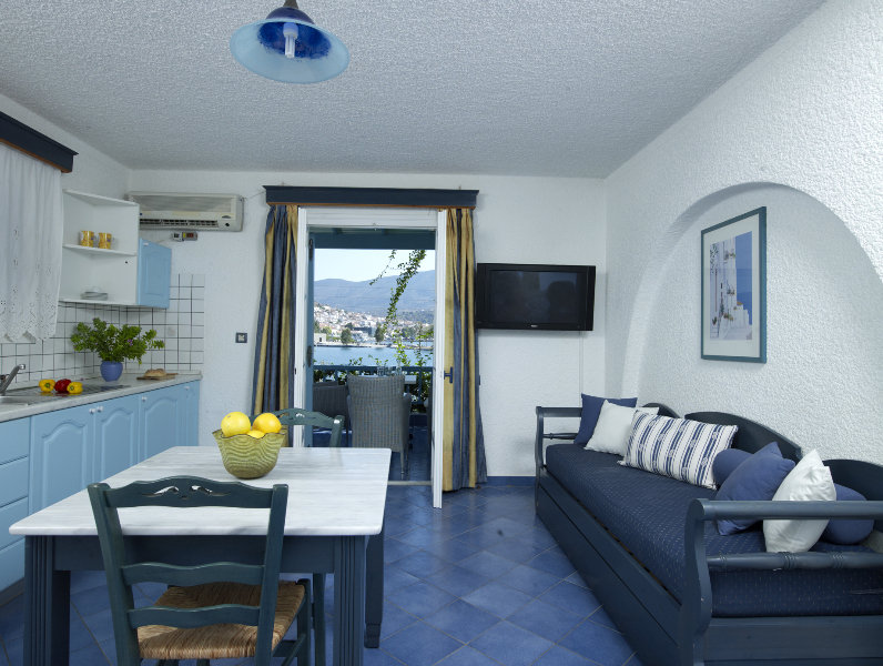 Room
 di Niki's Village