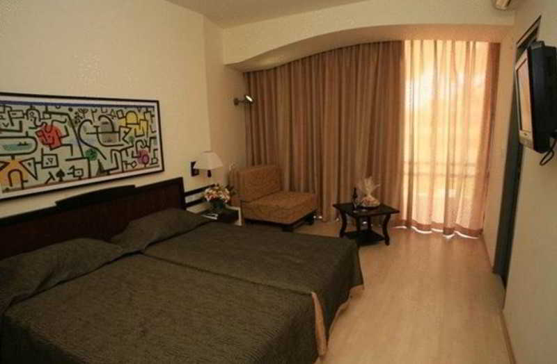 Room
 di Kibbutz Shefayim