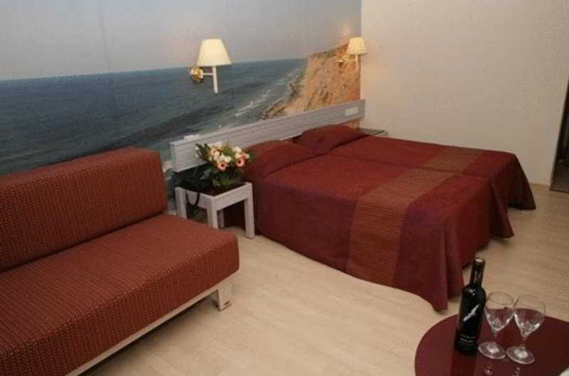 Room
 di Kibbutz Shefayim