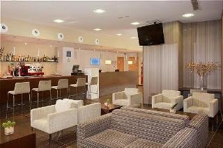 Bar
 di Holiday Inn Express Sant Cugat