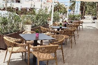 Flight + Stay at Puchet image 1