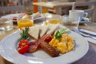 Flight + Stay at Puchet image 213